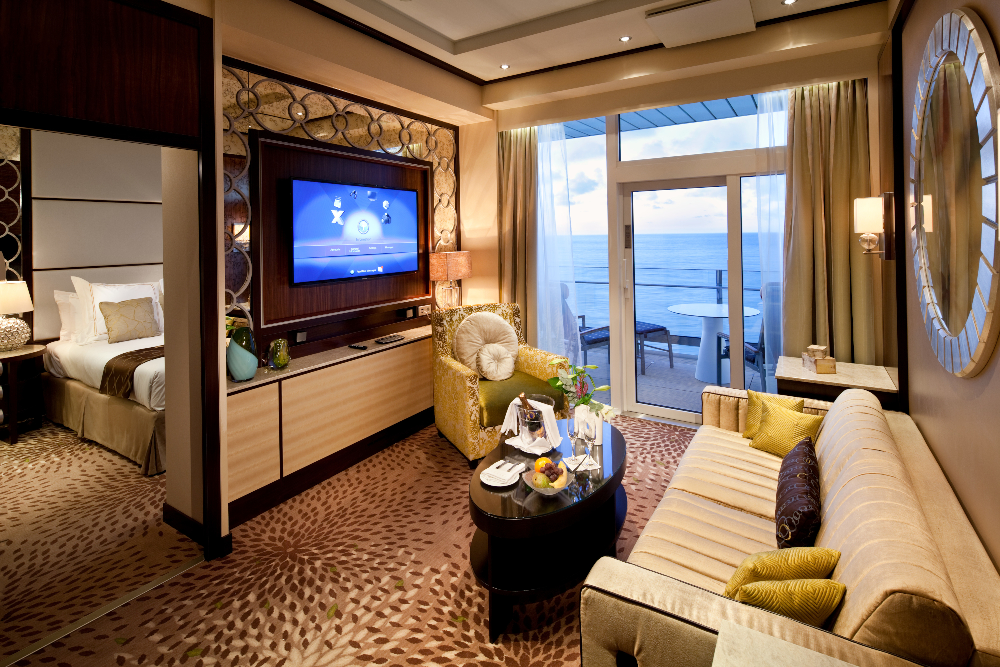 MyCruise Celebrity-Cruises Reflection Kahytter Suite SG1